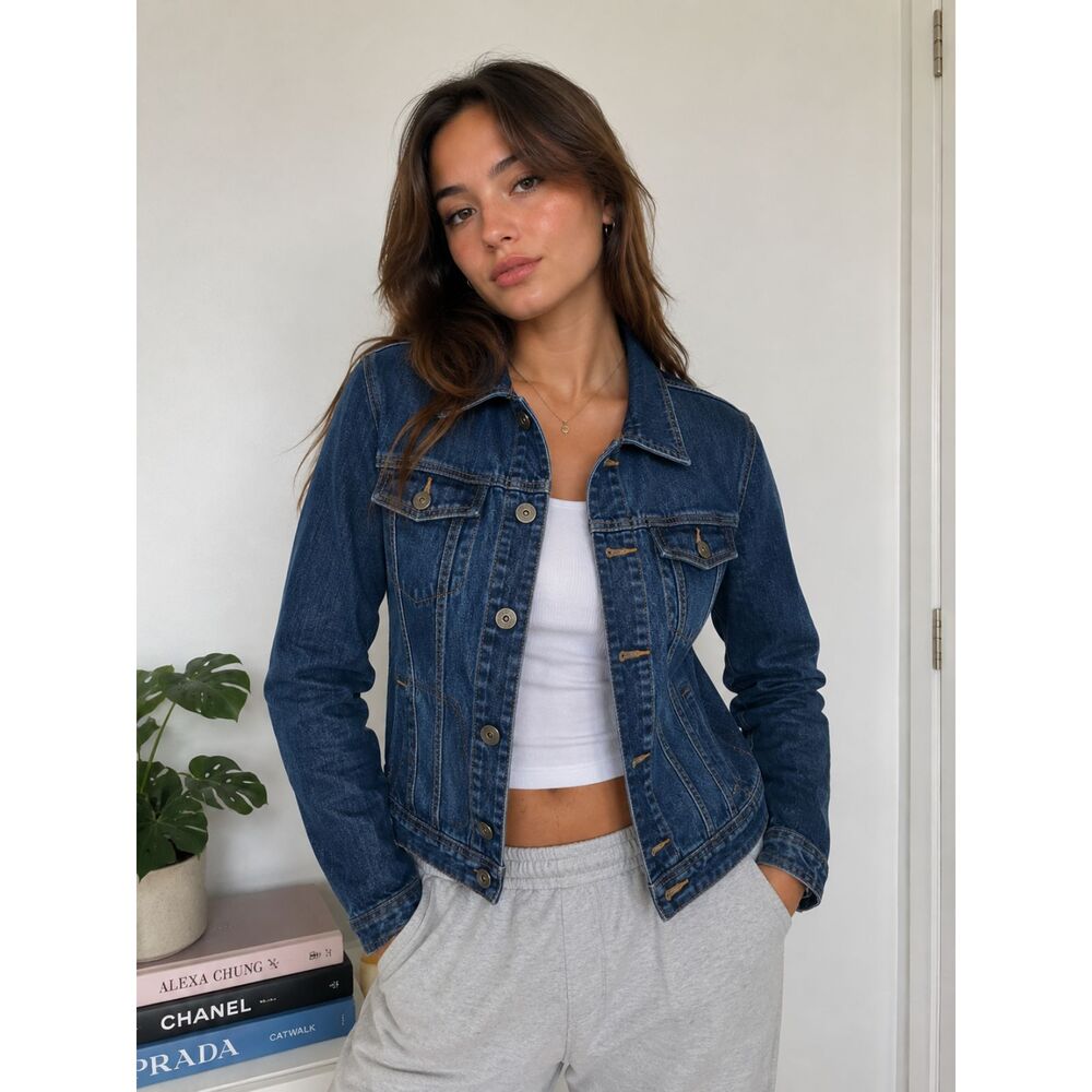 Vintage Y2K Tommy Hilfiger Blue Denim Jean Jacket 90s Cotton Blend